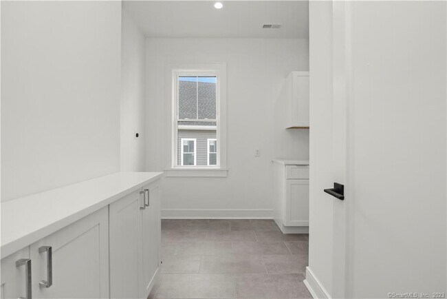Building Photo - 2 Argento Ln