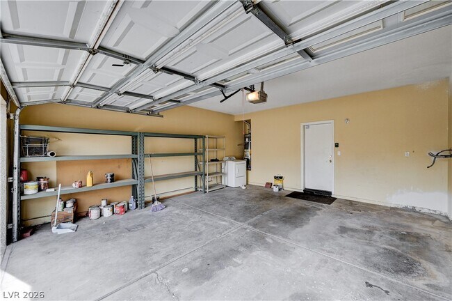 Building Photo - 2544 Kinnard Ave