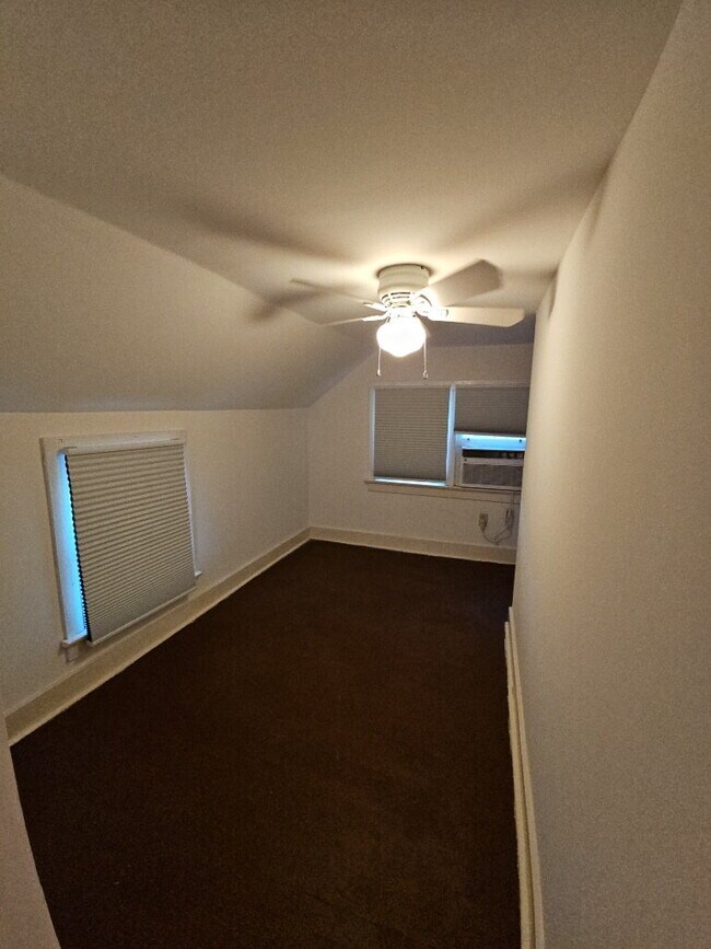 Building Photo - Charming 1BR in the Heart of Charleston — 46½ Vanderhorst Street Unit A