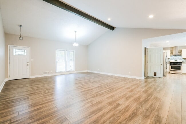 Building Photo - 1027 Mandalay Ct SW