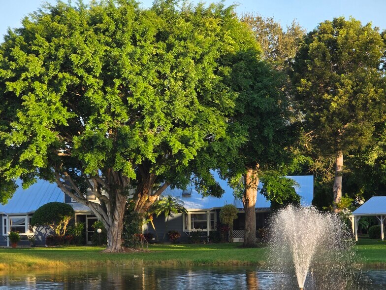 Lake View - 3425 Timberwood Cir