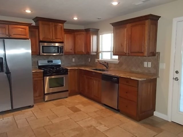 Building Photo - Cedar Park Townhome