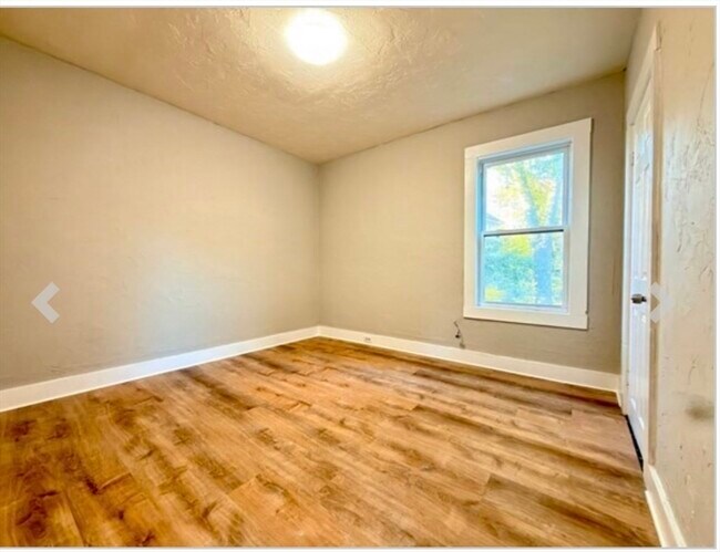 Building Photo - 16 1/2 Winslow St