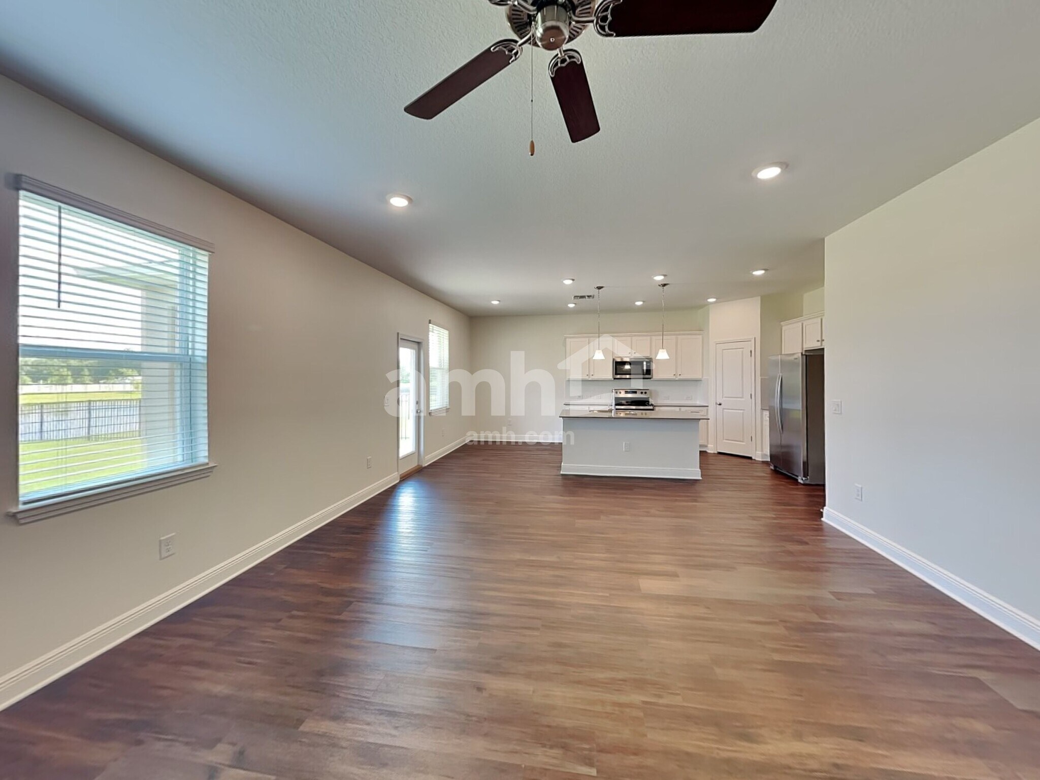 Building Photo - 14620 Cedar Ml Dr
