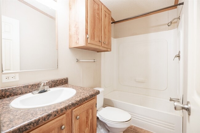 Building Photo - 30620 Vilma Ln