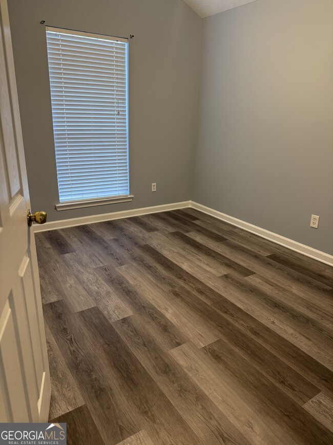 Building Photo - 135 Plantation Blvd