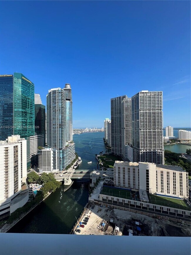 Building Photo - 31 SE 5th St