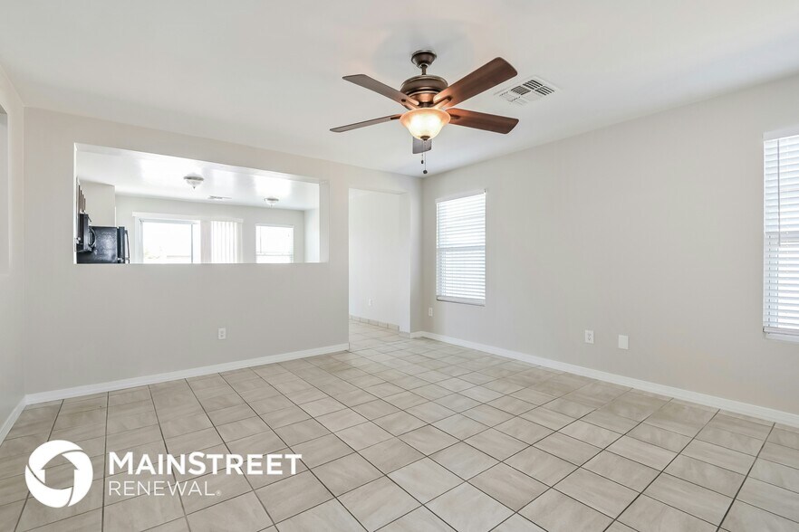 Building Photo - 8304 W Razorbill Dr