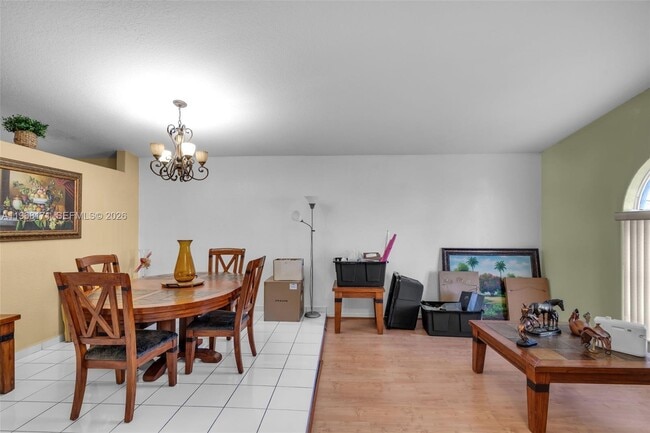 Building Photo - 7562 W 32nd Ct