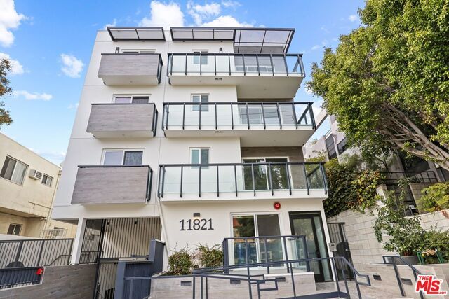 Building Photo - 11821 Texas Ave