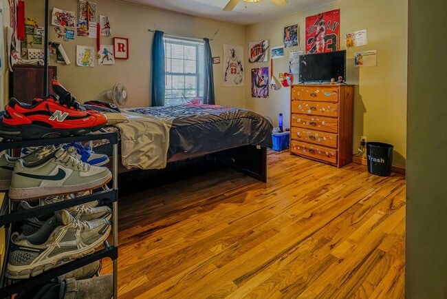 Building Photo - 1535 Cedar Shoals Dr