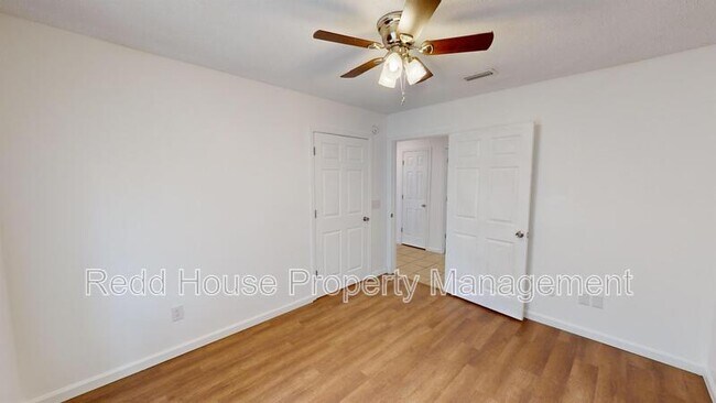 Building Photo - 213 Damascus Rd