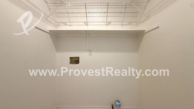 Building Photo - 13591 Monterey Way