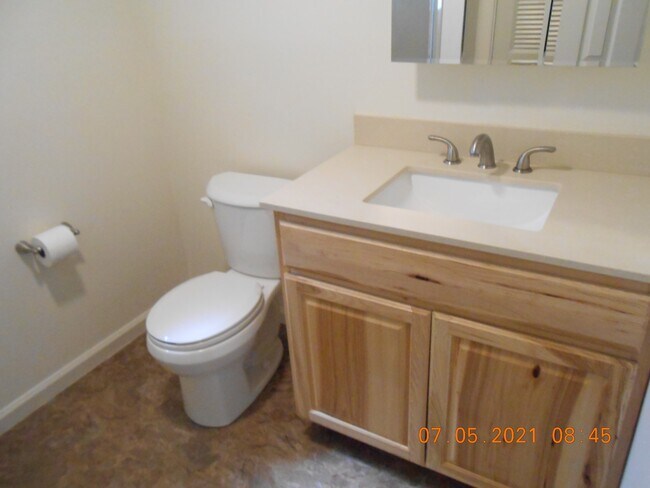 Building Photo - 418 Chukar Ct