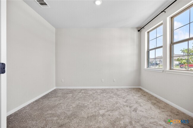 Building Photo - 139 Gullivers Dr