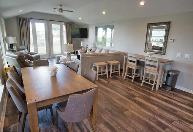 Building Photo - 1288 County Rd 297