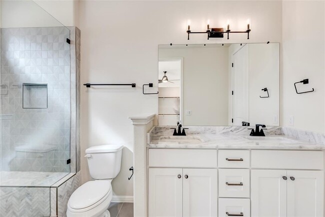 Building Photo - 2008 Kit Cir