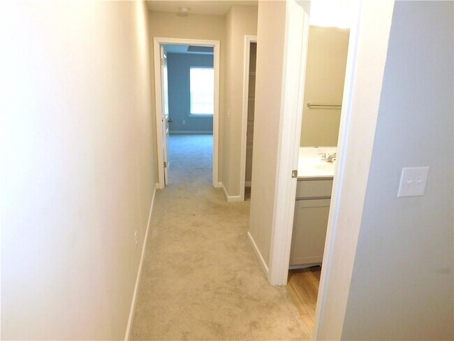 Building Photo - 418 Bannon Way