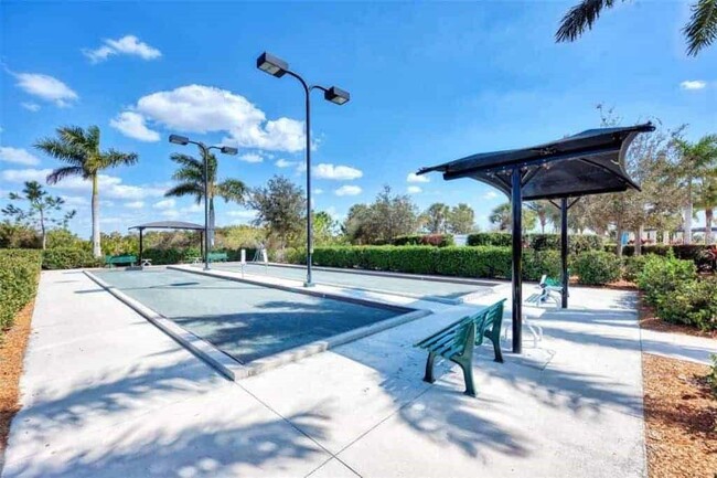 Building Photo - 10820 Tarflower Dr