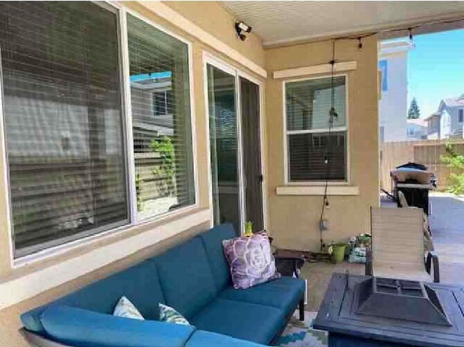 Building Photo - 8429 Amber Vly Ln