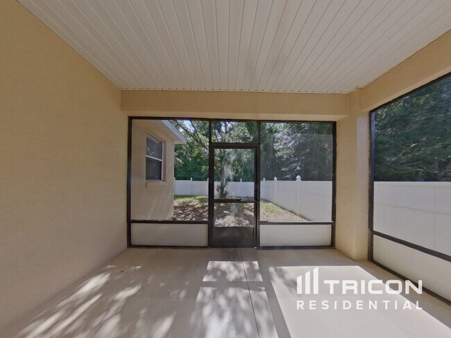 Building Photo - 33246 Irongate Dr