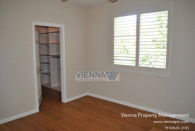 Building Photo - 3750 Jennieke Ct