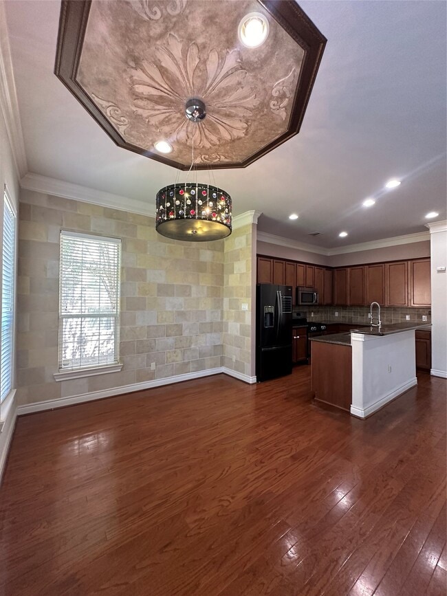 Building Photo - 9114 Harbor Hills Dr