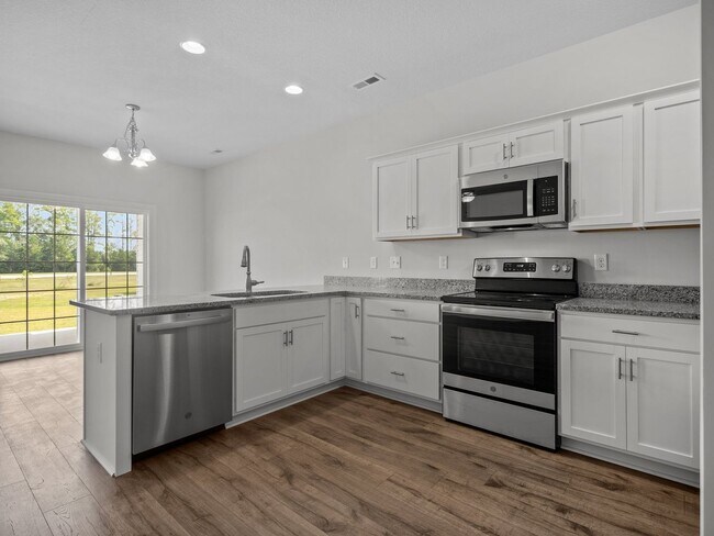 Building Photo - Welcome to Onslow Bay!