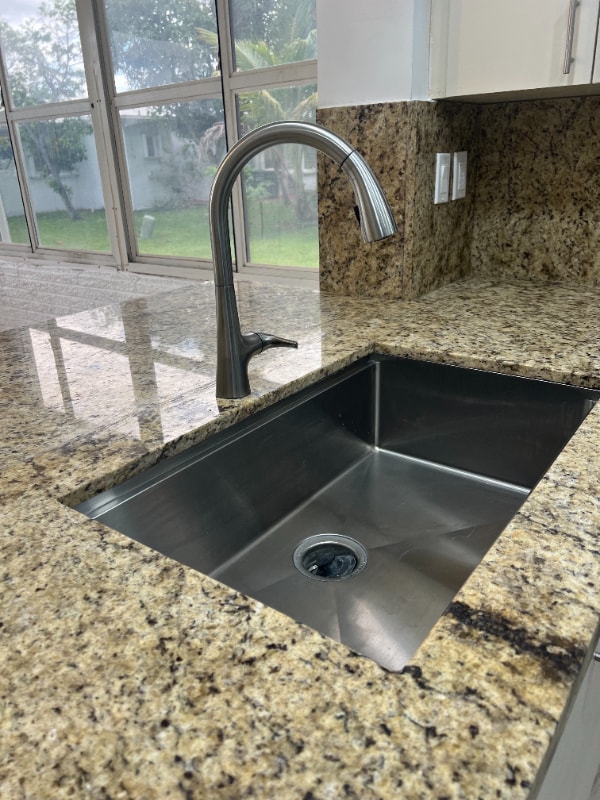 Building Photo - 8409 NW 59th Ct