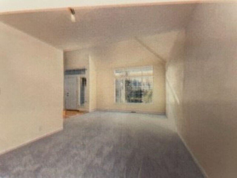 Building Photo - 10234 SE 186th St