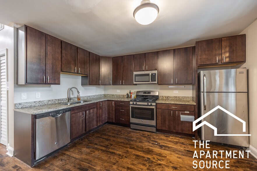 Building Photo - 4849 N Seeley Ave