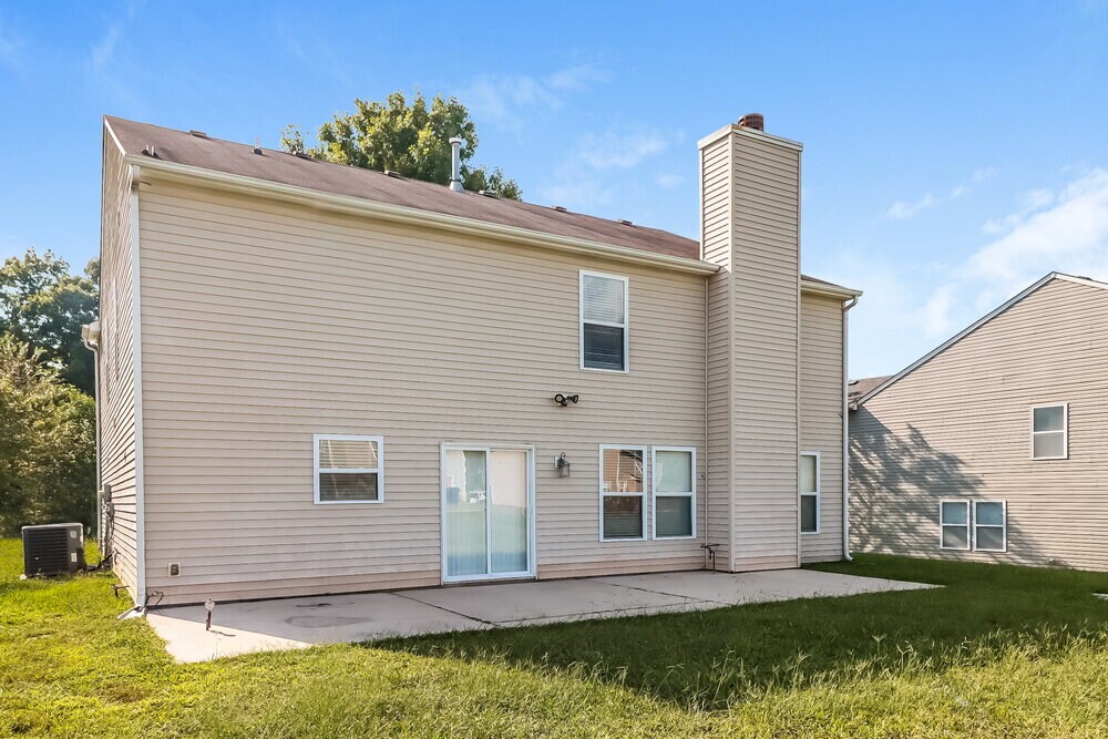 Building Photo - 6626 Fawn View Dr