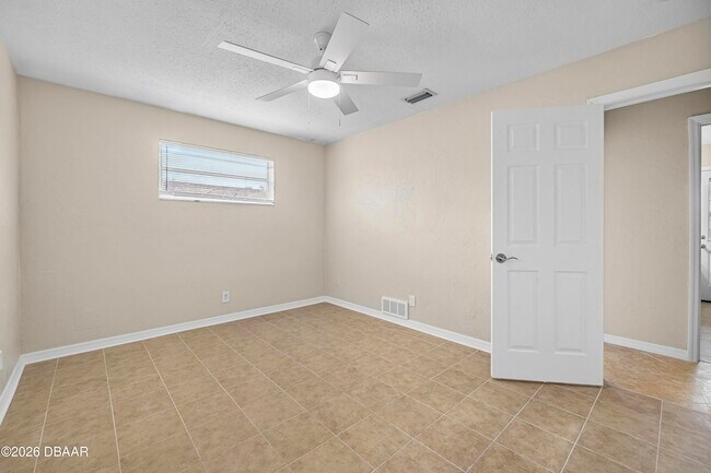 Building Photo - 1436 Suwanee Rd