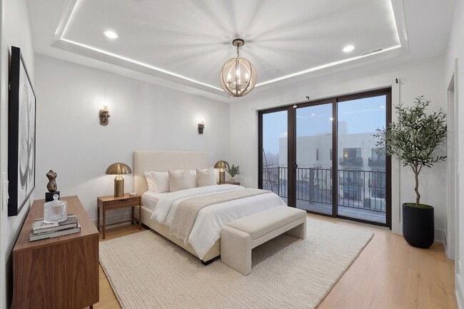 Building Photo - 4226 S Ellis Ave