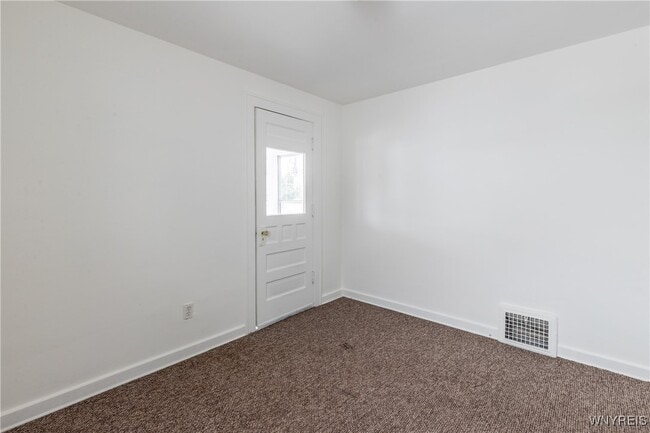 Building Photo - 189 Hamilton Dr