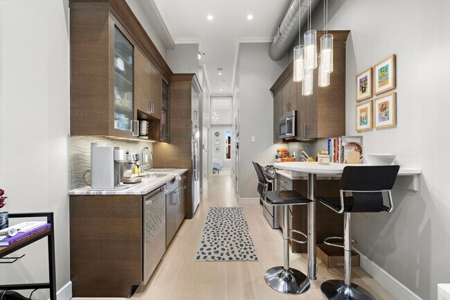 Building Photo - 313 Washington St