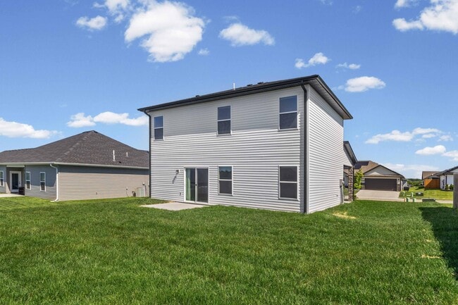 Building Photo - 3400 Naples Dr
