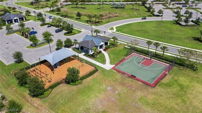 Building Photo - 19912 Beverly Park Rd