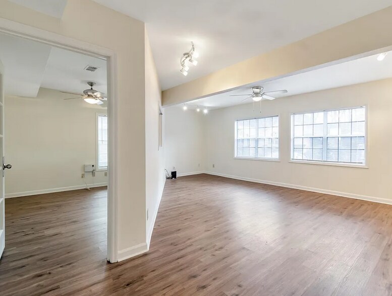 Building Photo - 1254 Watercrest Cir