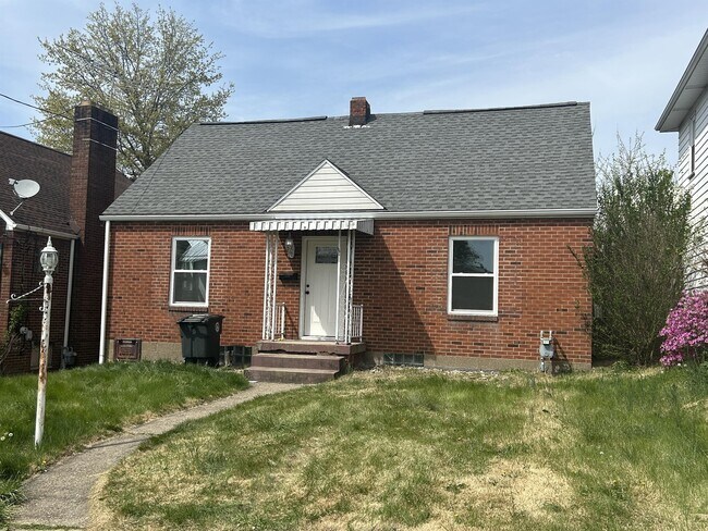 Building Photo - 2019 Oregon Ave