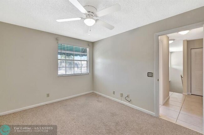 Building Photo - 6715 Via Regina