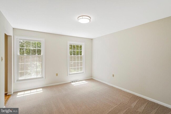 Building Photo - 2305 Acton Dr