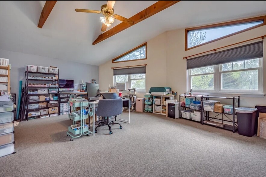 Building Photo - 644 Glen Circle Dr