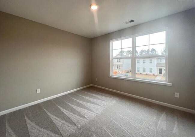 Building Photo - 140 Golden Eagle Pkwy