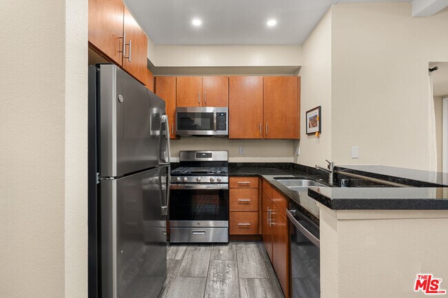 Building Photo - 8300 Manitoba St