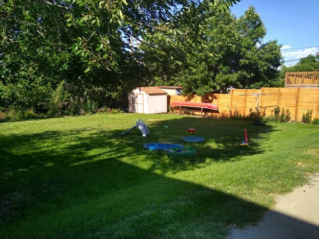 Building Photo - Stunning 4 bedroom 2 bath Virginia Village...