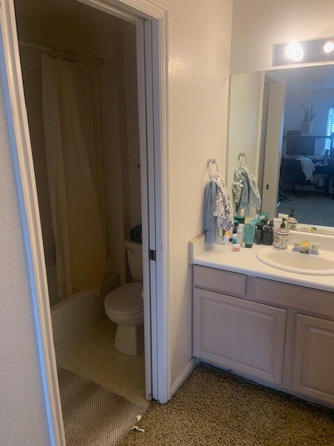 Building Photo - 104 W 1230 N St