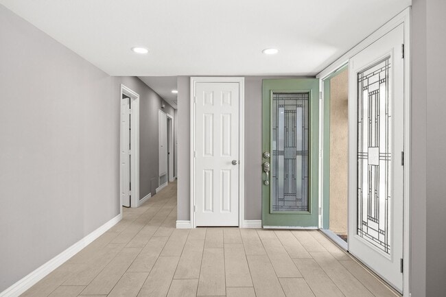 Building Photo - Gorgeous North Upland Home for Lease