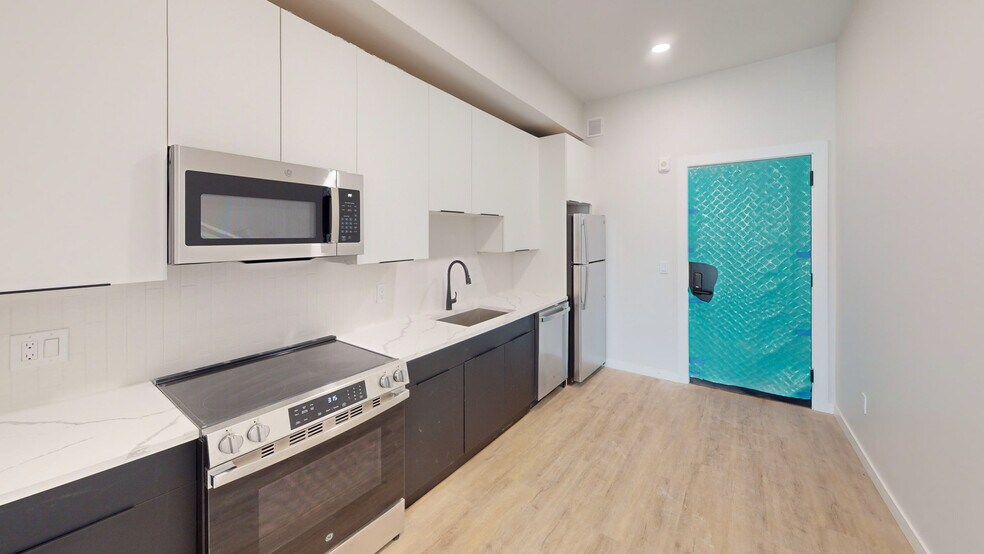 Building Photo - 24 Mt Pleasant St