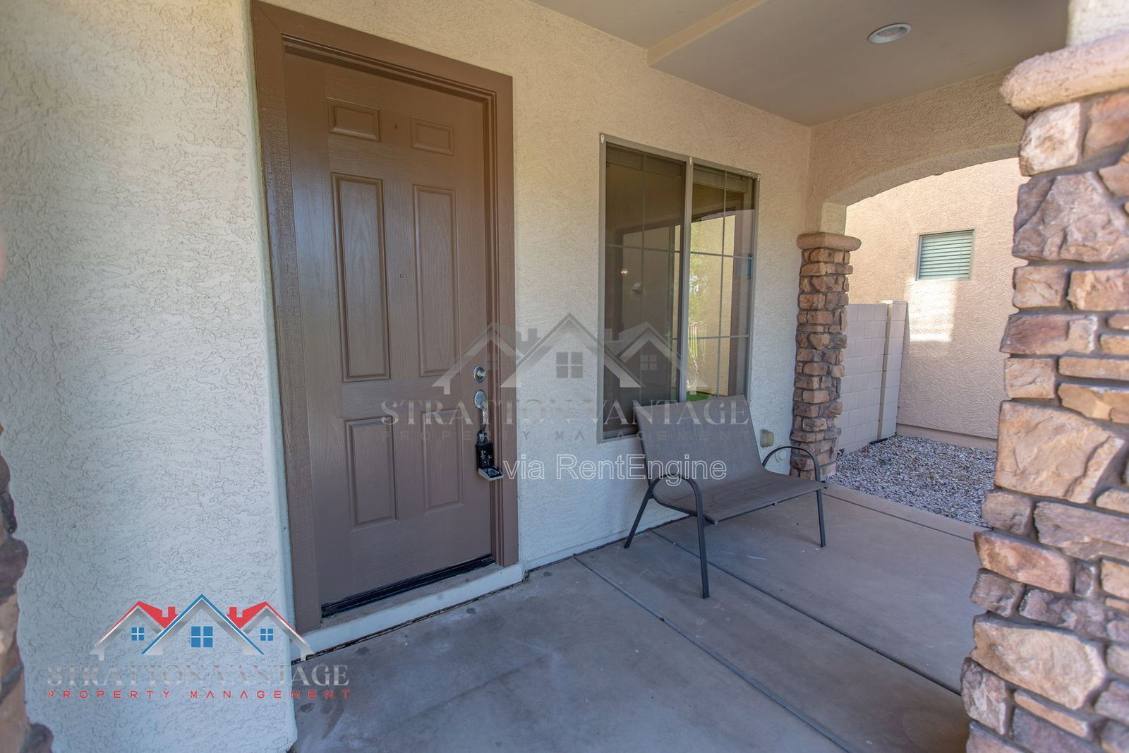 Building Photo - 9136 W Meadow Dr